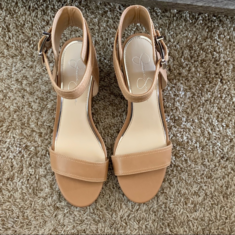 Jessica Simpson Wedge 9.5